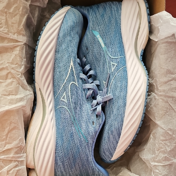 Mizuno Wave Rider 28 - Picture 1 of 2